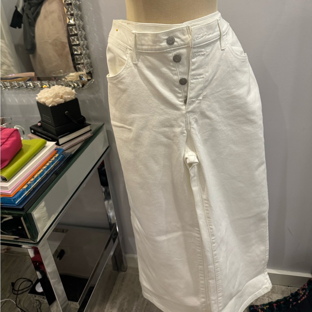 Levi’s Mile High Cropped Wide Leg